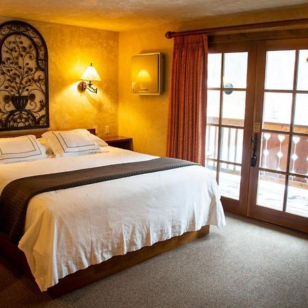 Hotel Chateau Chamonix Georgetown Buitenkant foto